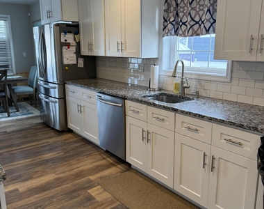 216 13th Avenue - Photo Thumbnail 7