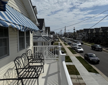 216 13th Avenue - Photo Thumbnail 3