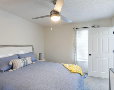 835 Oglethorpe Pl - Photo Thumbnail 31