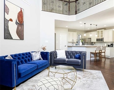 2137 Goliad Circle - Photo Thumbnail 3