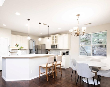 2137 Goliad Circle - Photo Thumbnail 5