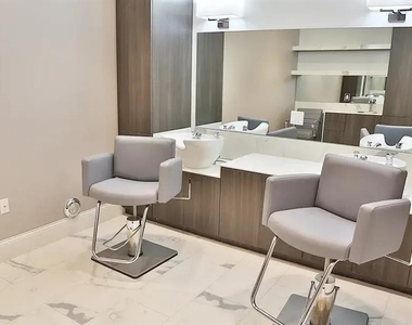 22111 Woodward Ave - Photo Thumbnail 5