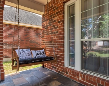 7410 Lake Run Lane - Photo Thumbnail 1
