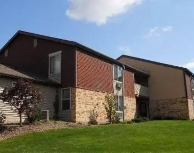 375 N Main St - Photo Thumbnail 4
