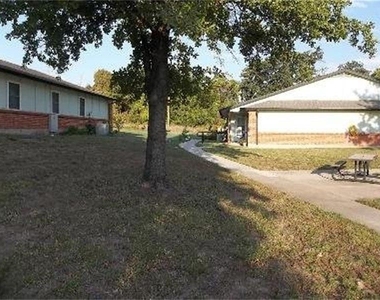201 Las Bresas Street - Photo Thumbnail 3