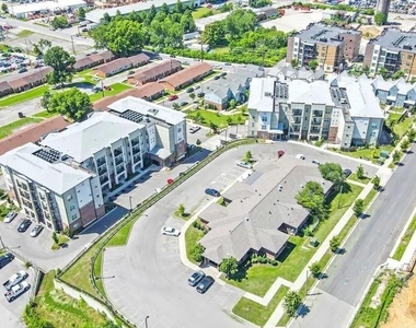 607 Lenore St - Photo Thumbnail 7
