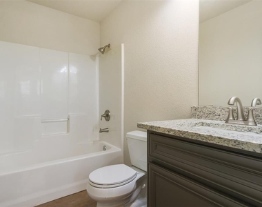 5610 Highline Drive - Photo Thumbnail 10