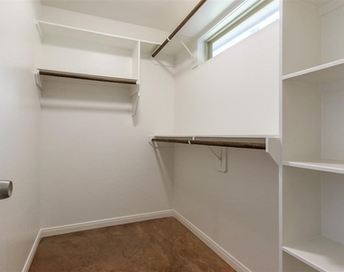 5610 Highline Drive - Photo Thumbnail 14