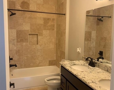 9202 Clayberry Street - Photo Thumbnail 16