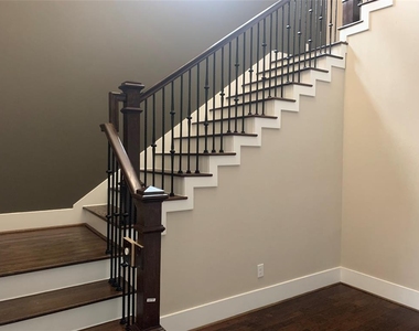 9202 Clayberry Street - Photo Thumbnail 9