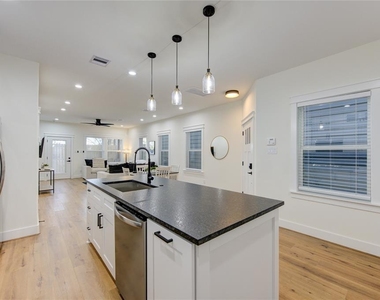 3406 Garapan Street - Photo Thumbnail 18