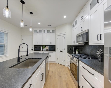 3406 Garapan Street - Photo Thumbnail 9