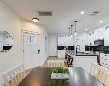 3406 Garapan Street - Photo Thumbnail 24