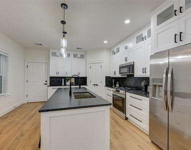 3406 Garapan Street - Photo Thumbnail 8