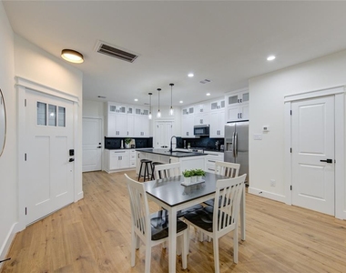 3406 Garapan Street - Photo Thumbnail 14