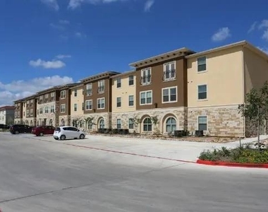 115 Darson Marie Dr - Photo Thumbnail 2