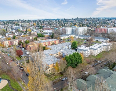 6940 37th Ave S - Photo Thumbnail 12