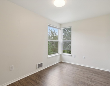 6940 37th Ave S - Photo Thumbnail 49