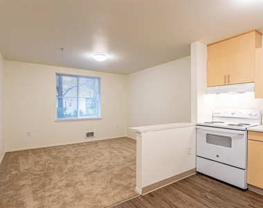 6940 37th Ave S - Photo Thumbnail 14