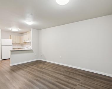 6940 37th Ave S - Photo Thumbnail 32