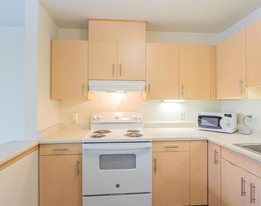 6940 37th Ave S - Photo Thumbnail 17
