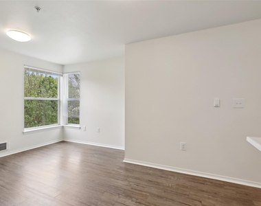6940 37th Ave S - Photo Thumbnail 45