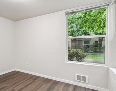 6940 37th Ave S - Photo Thumbnail 37