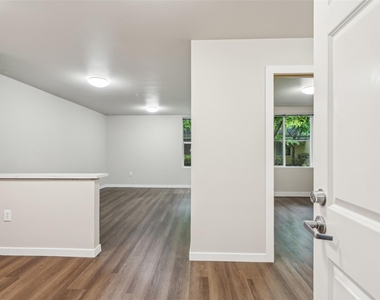 6940 37th Ave S - Photo Thumbnail 30