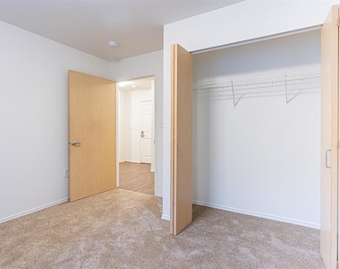 6940 37th Ave S - Photo Thumbnail 24