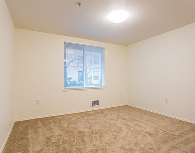 6940 37th Ave S - Photo Thumbnail 22