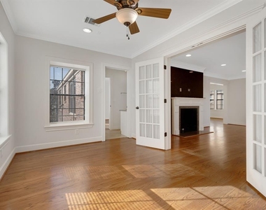 2306 Blodgett Street - Photo Thumbnail 10