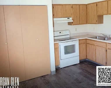 400 Park St - Photo Thumbnail 5