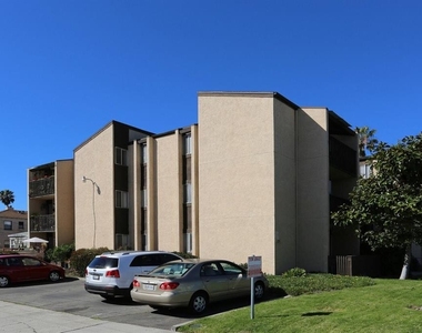 4820 Cass St - Photo Thumbnail 1