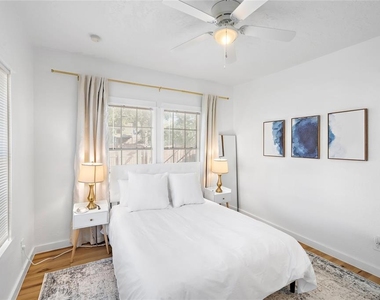 3901 Dallas Street - Photo Thumbnail 11
