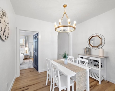3901 Dallas Street - Photo Thumbnail 9