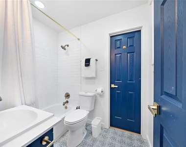 3901 Dallas Street - Photo Thumbnail 13