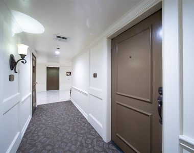 3525 Sage Rd - Photo Thumbnail 30