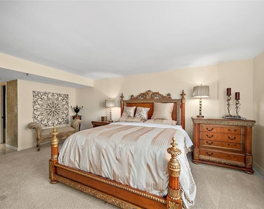 3525 Sage Rd - Photo Thumbnail 13
