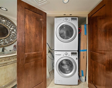 3525 Sage Rd - Photo Thumbnail 11