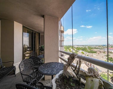 3525 Sage Rd - Photo Thumbnail 8