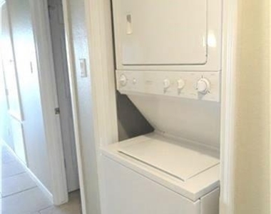 202 Lakeview Terrace - Photo Thumbnail 21