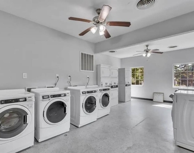 1401 Longcreek Dr - Photo Thumbnail 4