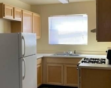 627 Fonseca Drive - Photo Thumbnail 2