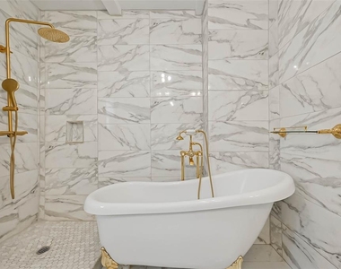 3222 Oakdale Street - Photo Thumbnail 32