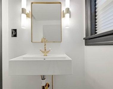 3222 Oakdale Street - Photo Thumbnail 21