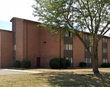 607 N Hightower St - Photo Thumbnail 3