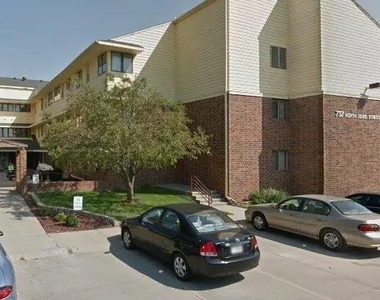 737 N 22nd St - Photo Thumbnail 8