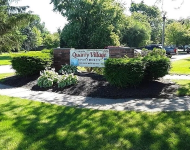 735-739 Main St - Photo Thumbnail 2