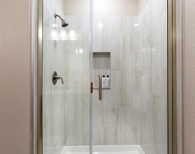 30020 Creekside Terrace Drive - Photo Thumbnail 14