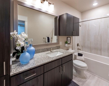30020 Creekside Terrace Drive - Photo Thumbnail 6